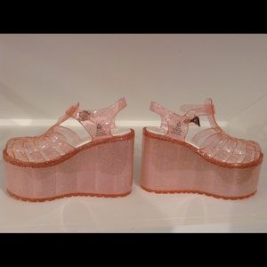 hella jelly platforms